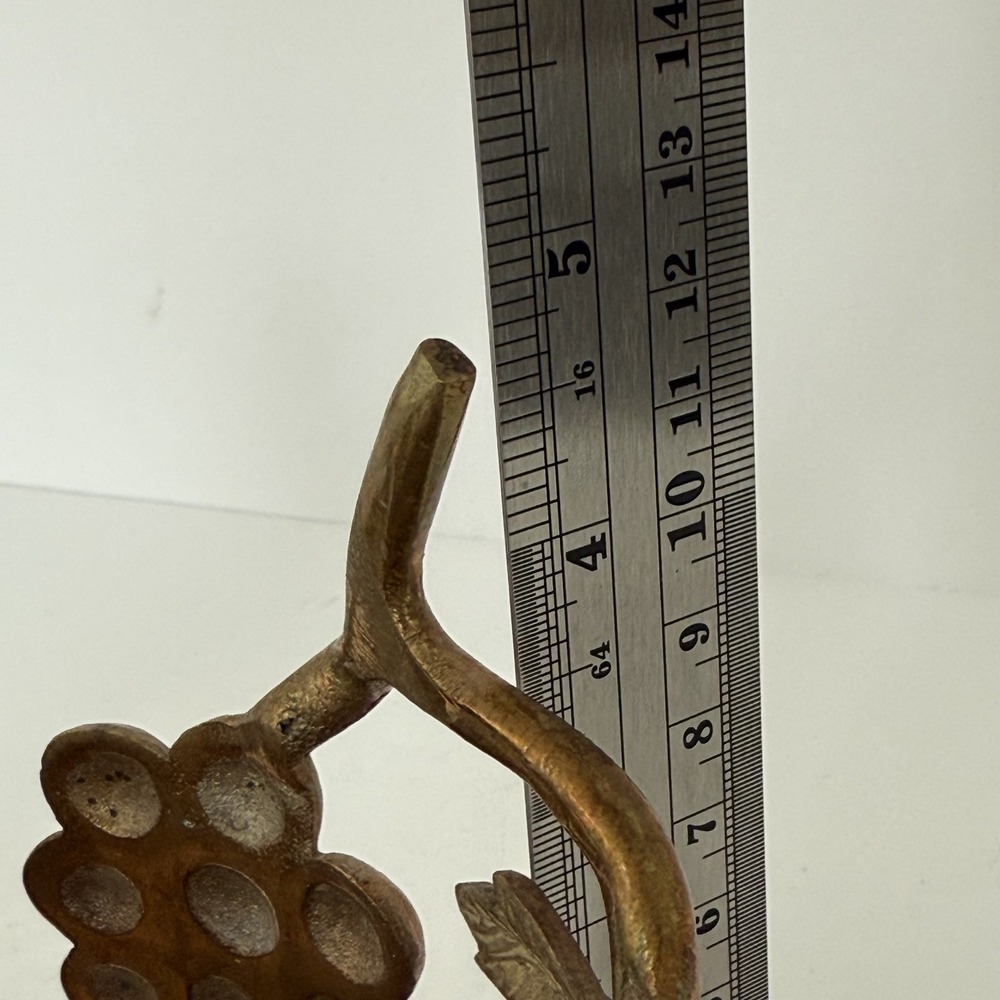 Vintage 1995 Ambrosia Brass Grapes Leaf Candle Holdere Centerpiece - Picture 6 of 7